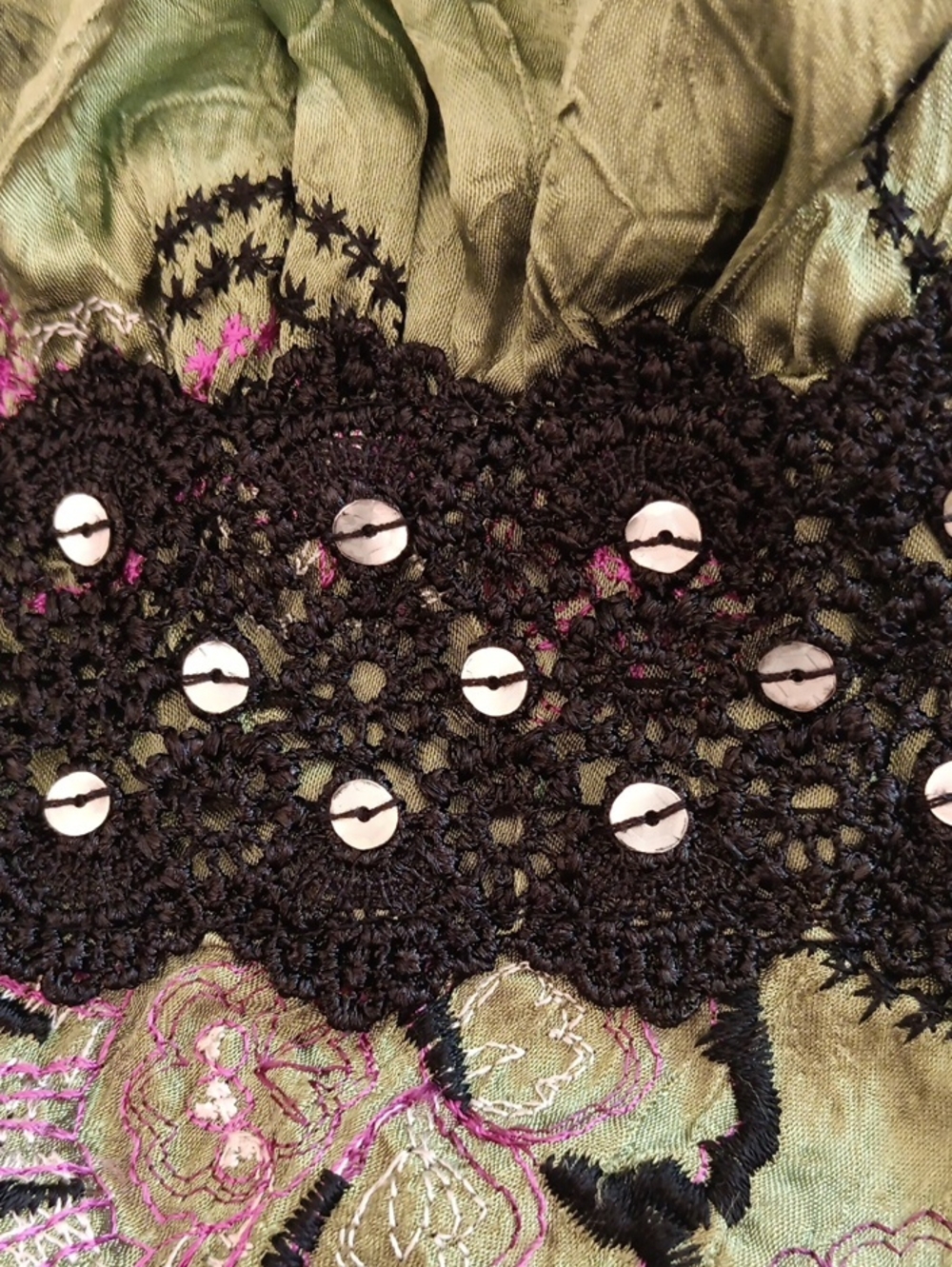 Heart Soul Olive Green Satin Top with Black Lace and Pink Floral Embroidery. Y2K - Picture 11 of 12